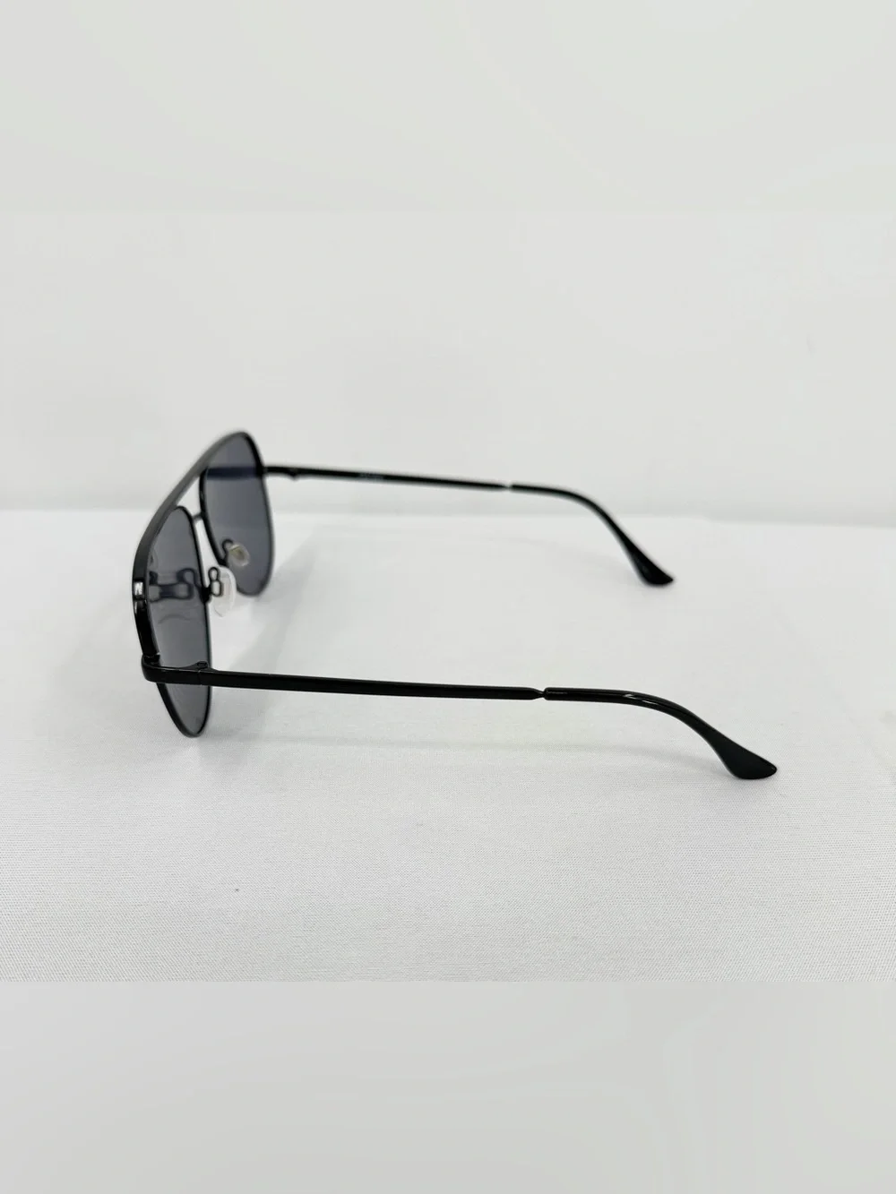 Quay Australia High Key Mini Polarized Black smoke Aviator Sunglasses vacation